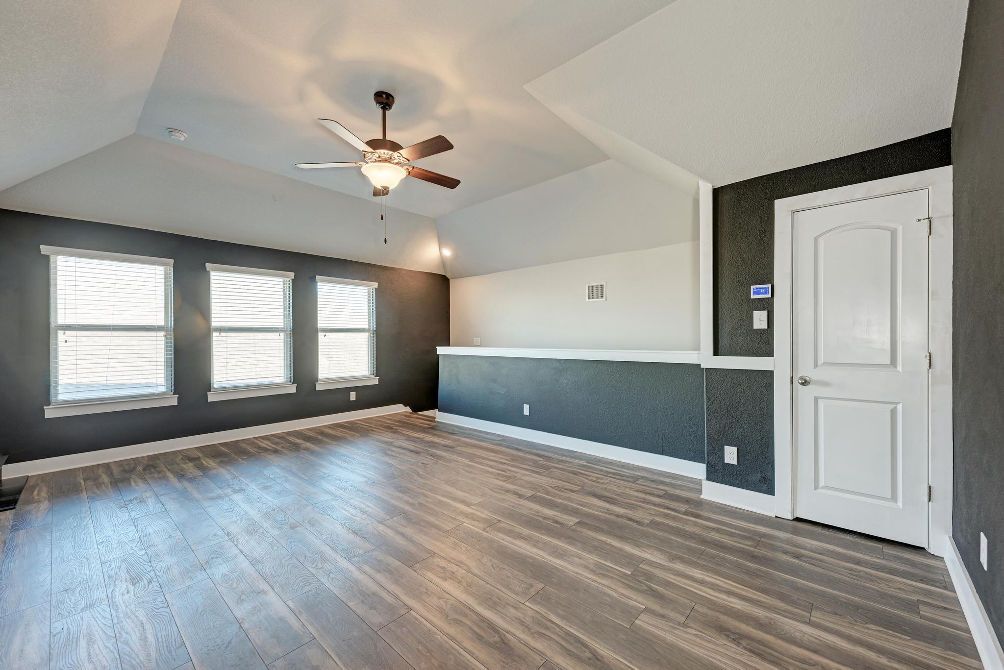 136 Finley St, Hutto, TX 78634