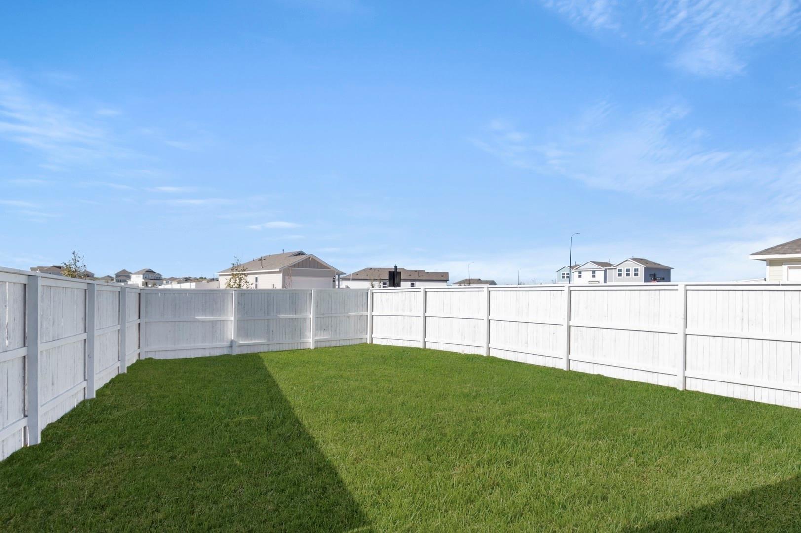 117 Summer Dr, Elgin, TX 78621