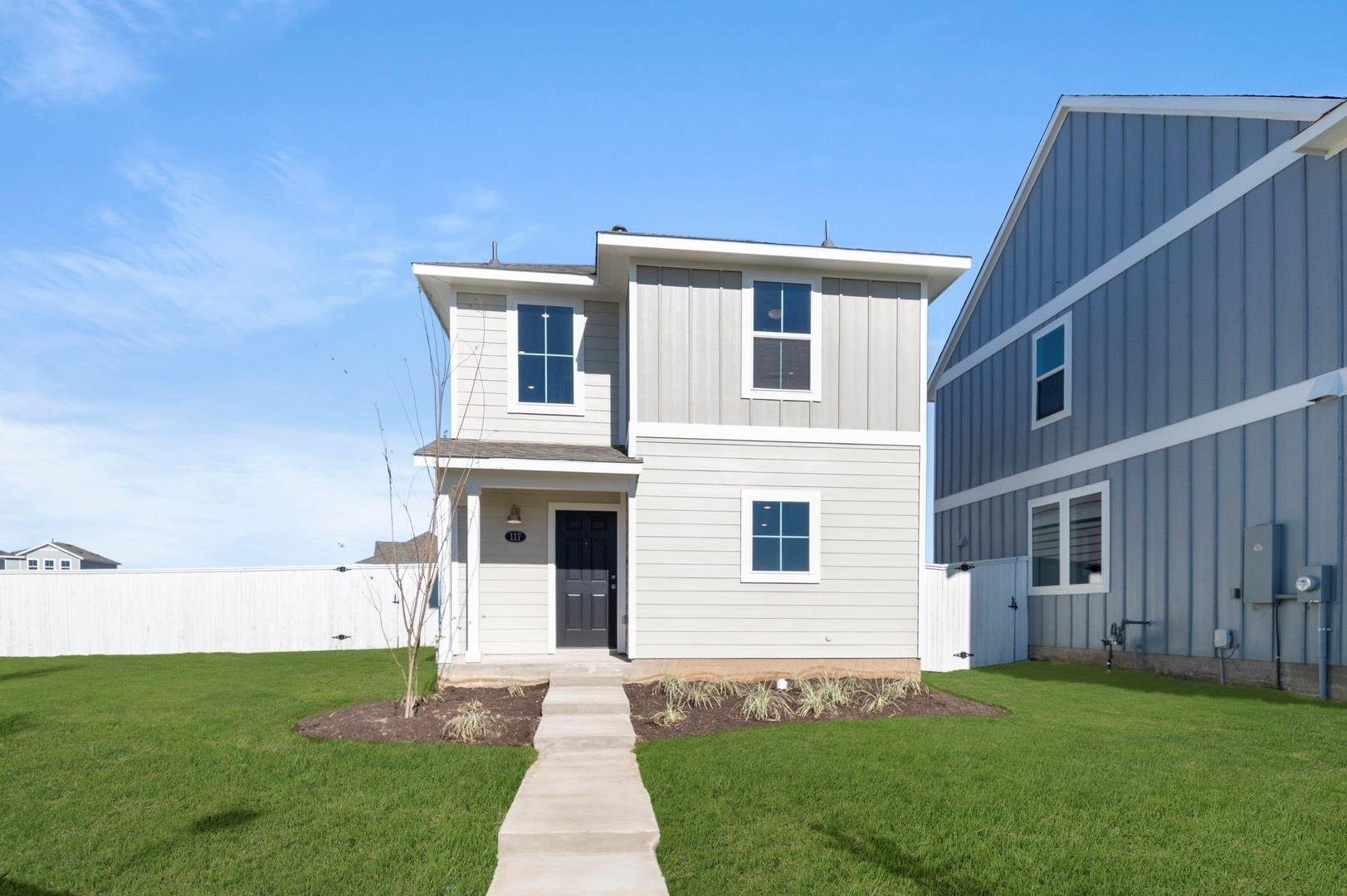 117 Summer Dr, Elgin, TX 78621