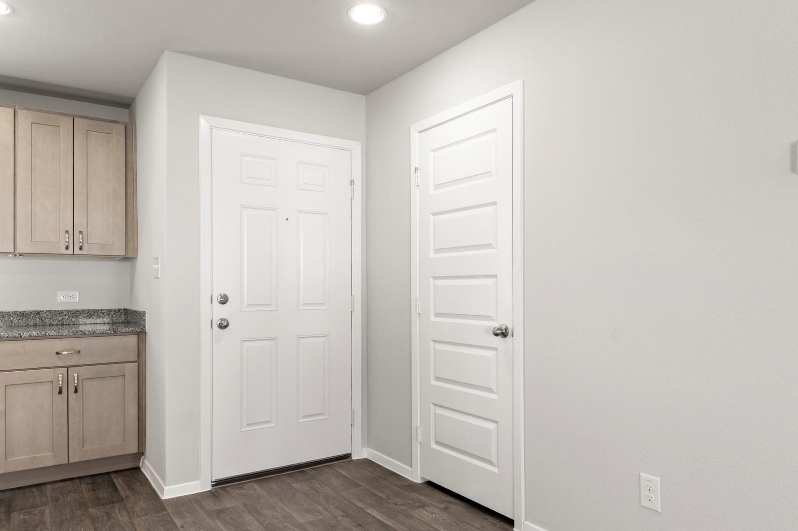 117 Summer Dr, Elgin, TX 78621