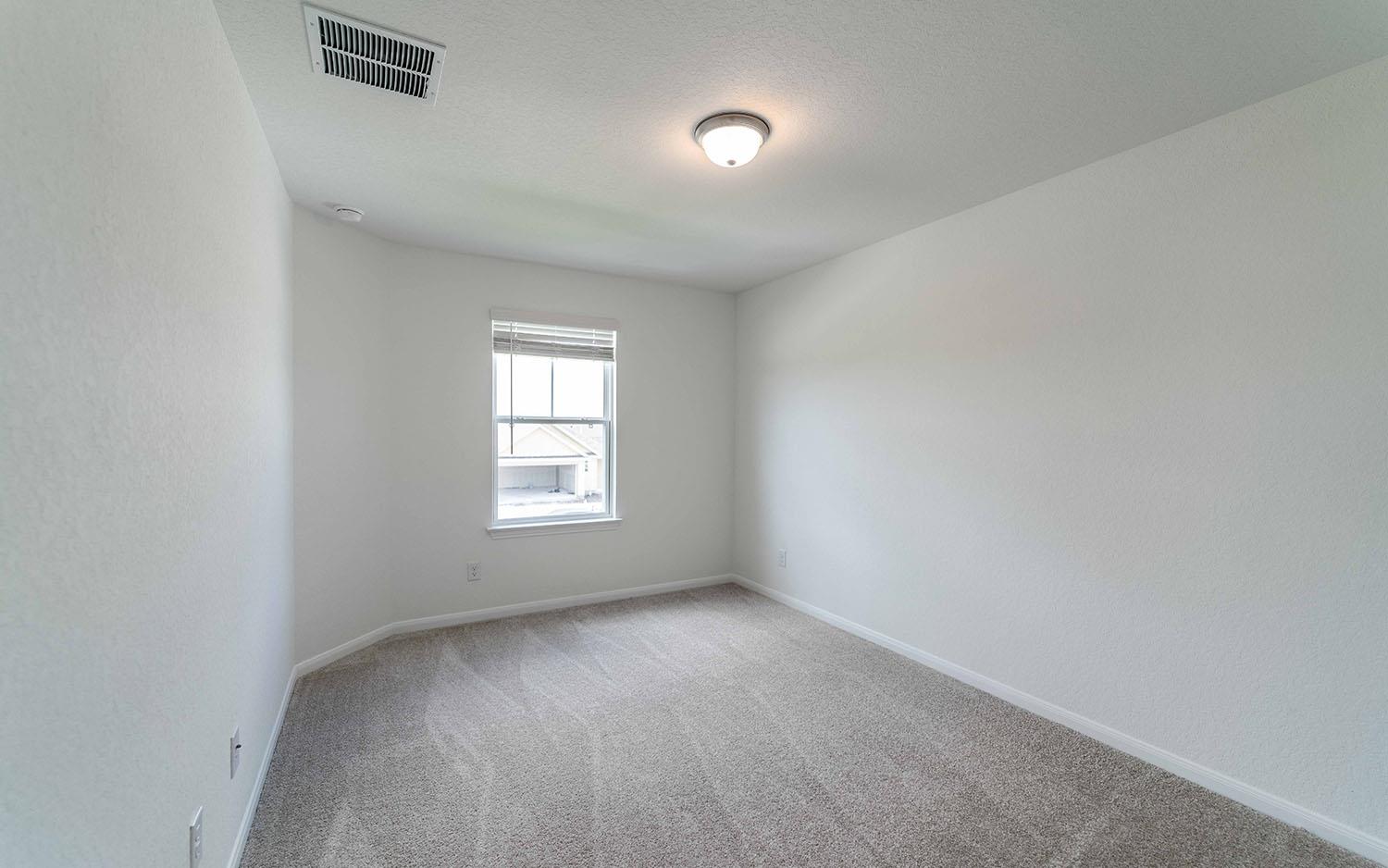 1236 Sweden, Seguin, TX 78155