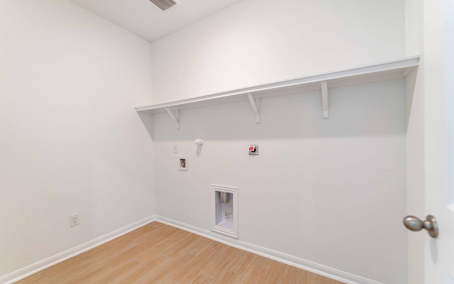 1236 Sweden, Seguin, TX 78155