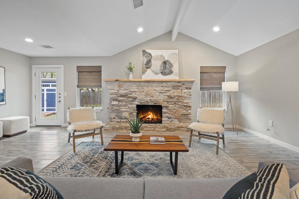 6102 Thames Dr, Austin, TX 78723