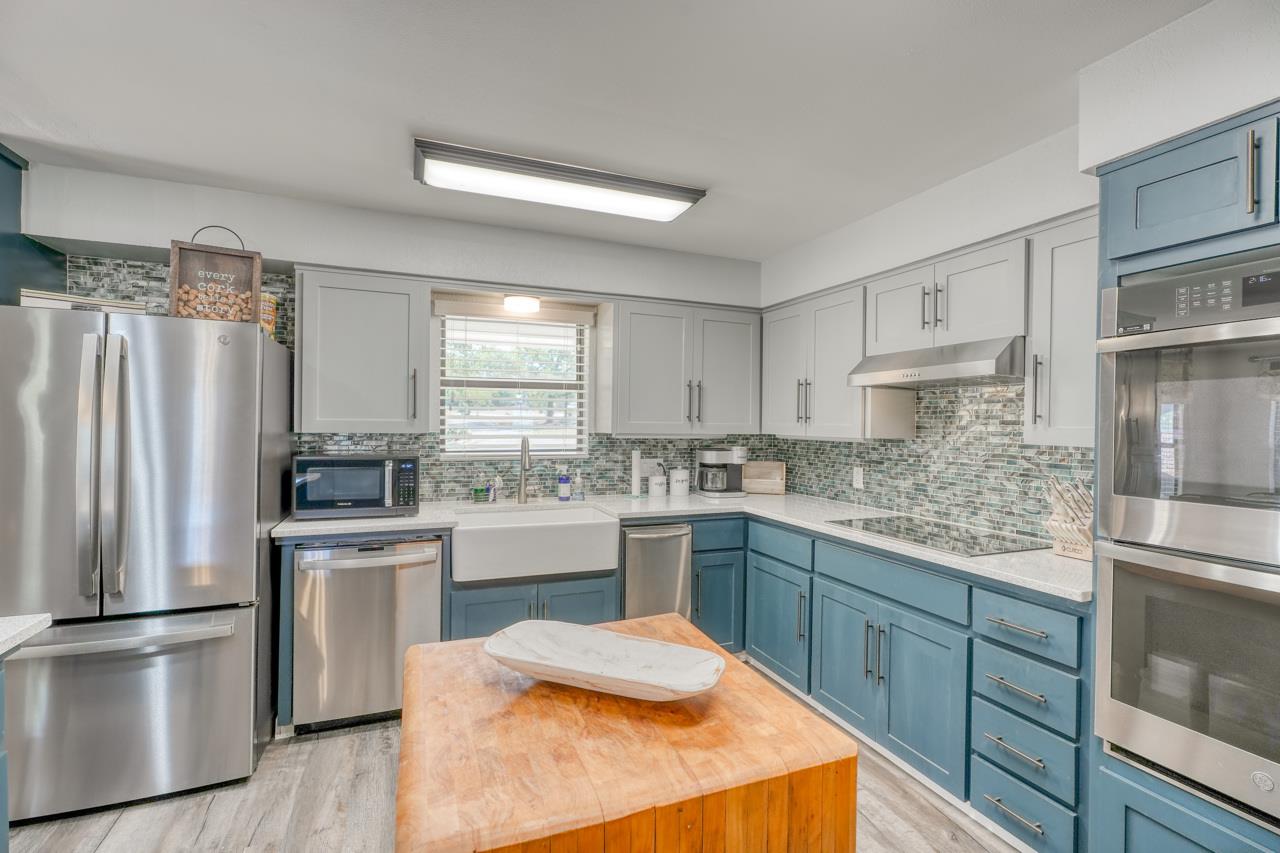 724 S Chaparral, Burnet, TX 78611