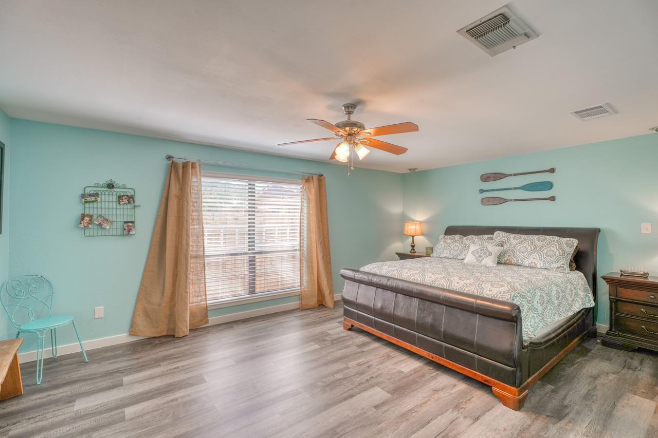 724 S Chaparral, Burnet, TX 78611