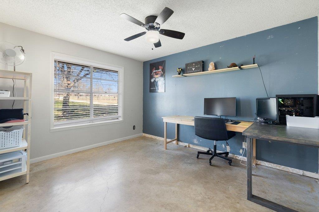 950 S Fm 486, Thorndale, TX 76577