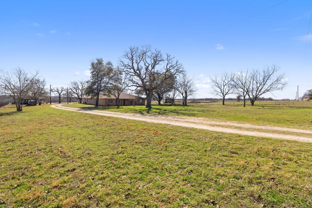 950 S Fm 486, Thorndale, TX 76577