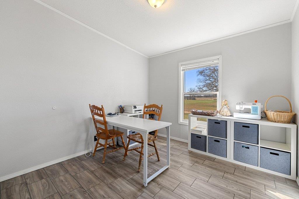 950 S Fm 486, Thorndale, TX 76577