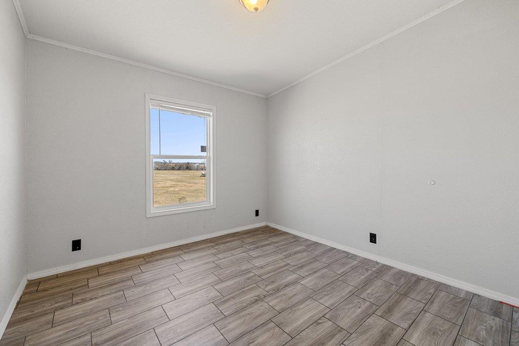 950 S Fm 486, Thorndale, TX 76577