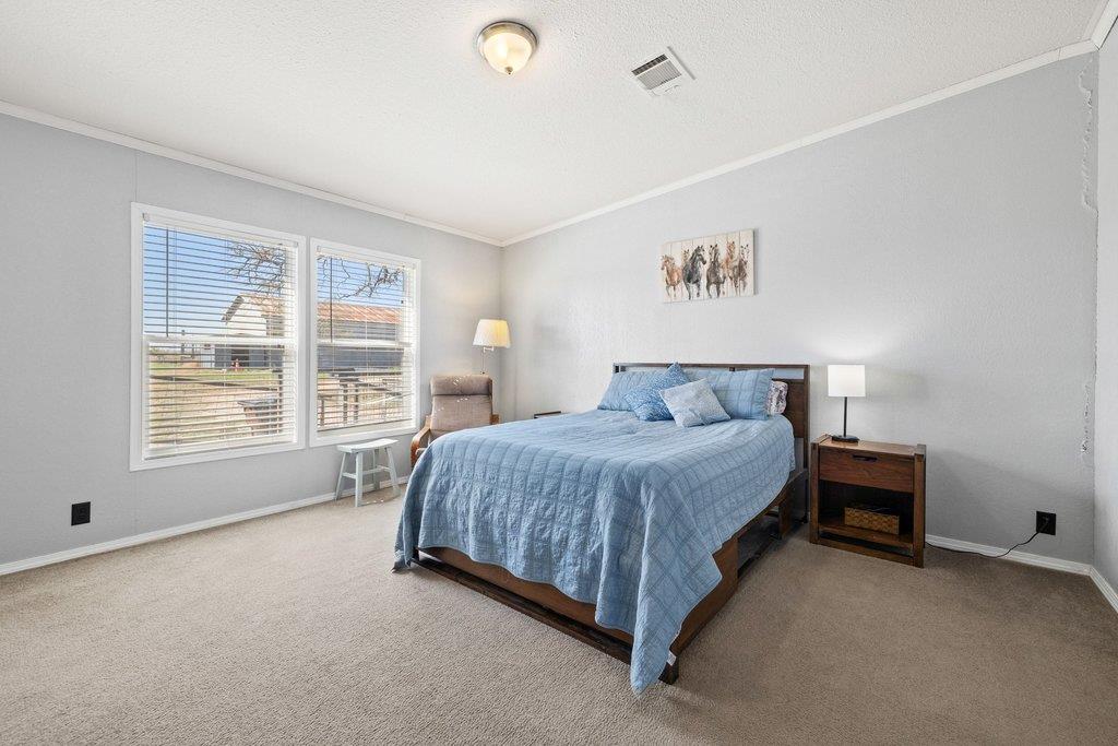 950 S Fm 486, Thorndale, TX 76577