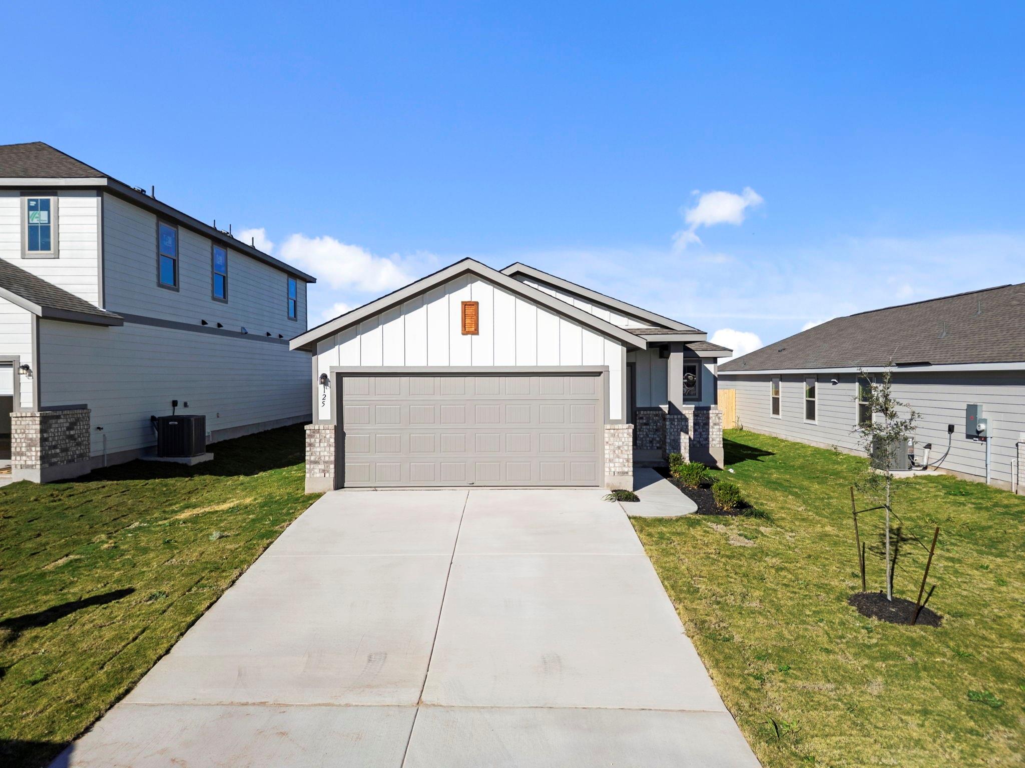 125 Hatari Trl, Jarrell, TX 76537