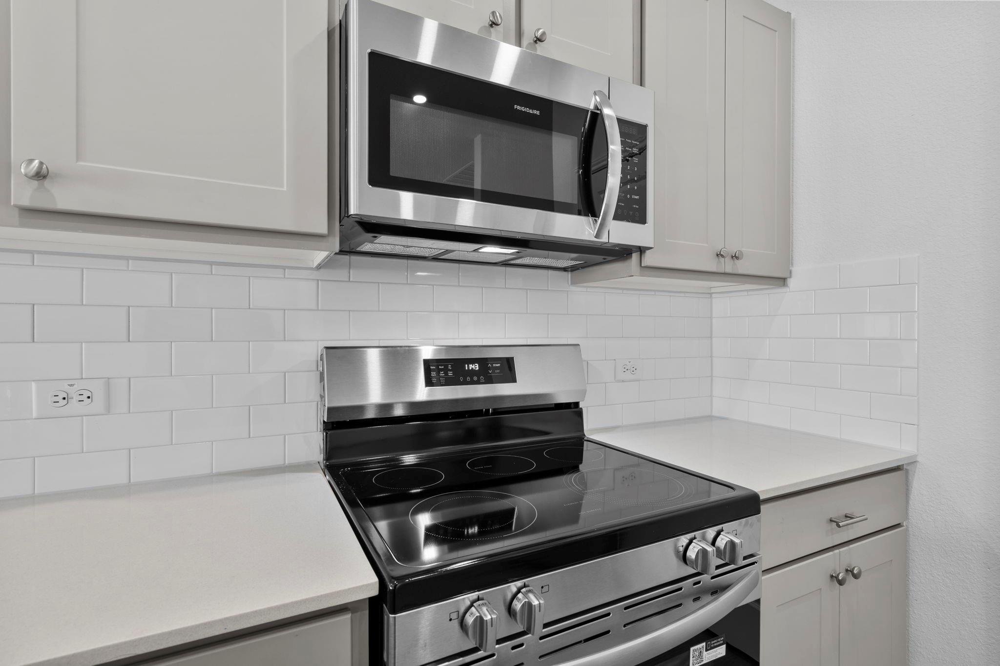 125 Hatari Trl, Jarrell, TX 76537