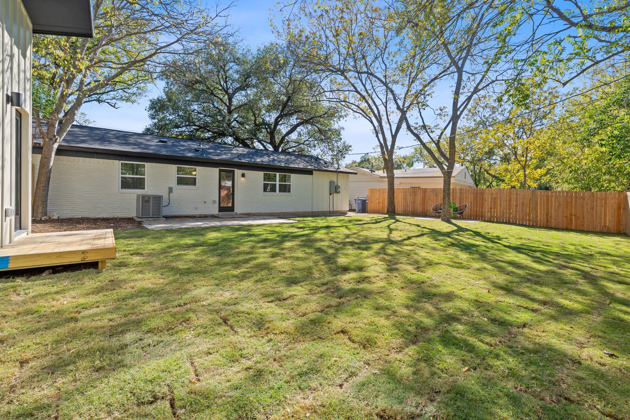8414 Briarwood Ln, Austin, TX 78757