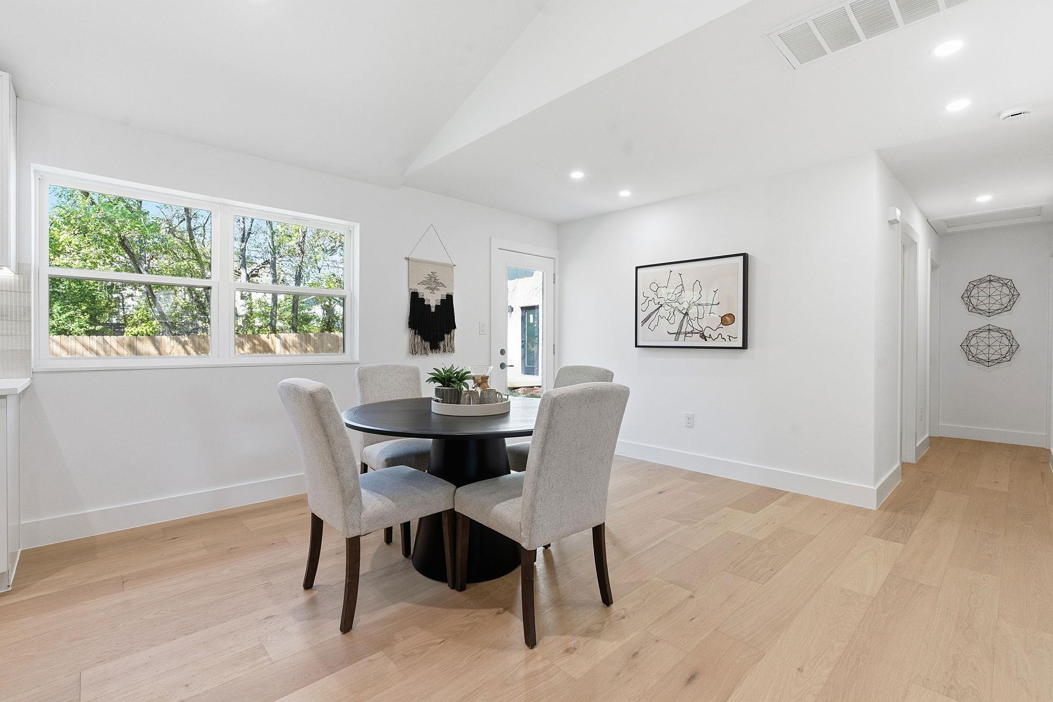 8414 Briarwood Ln, Austin, TX 78757