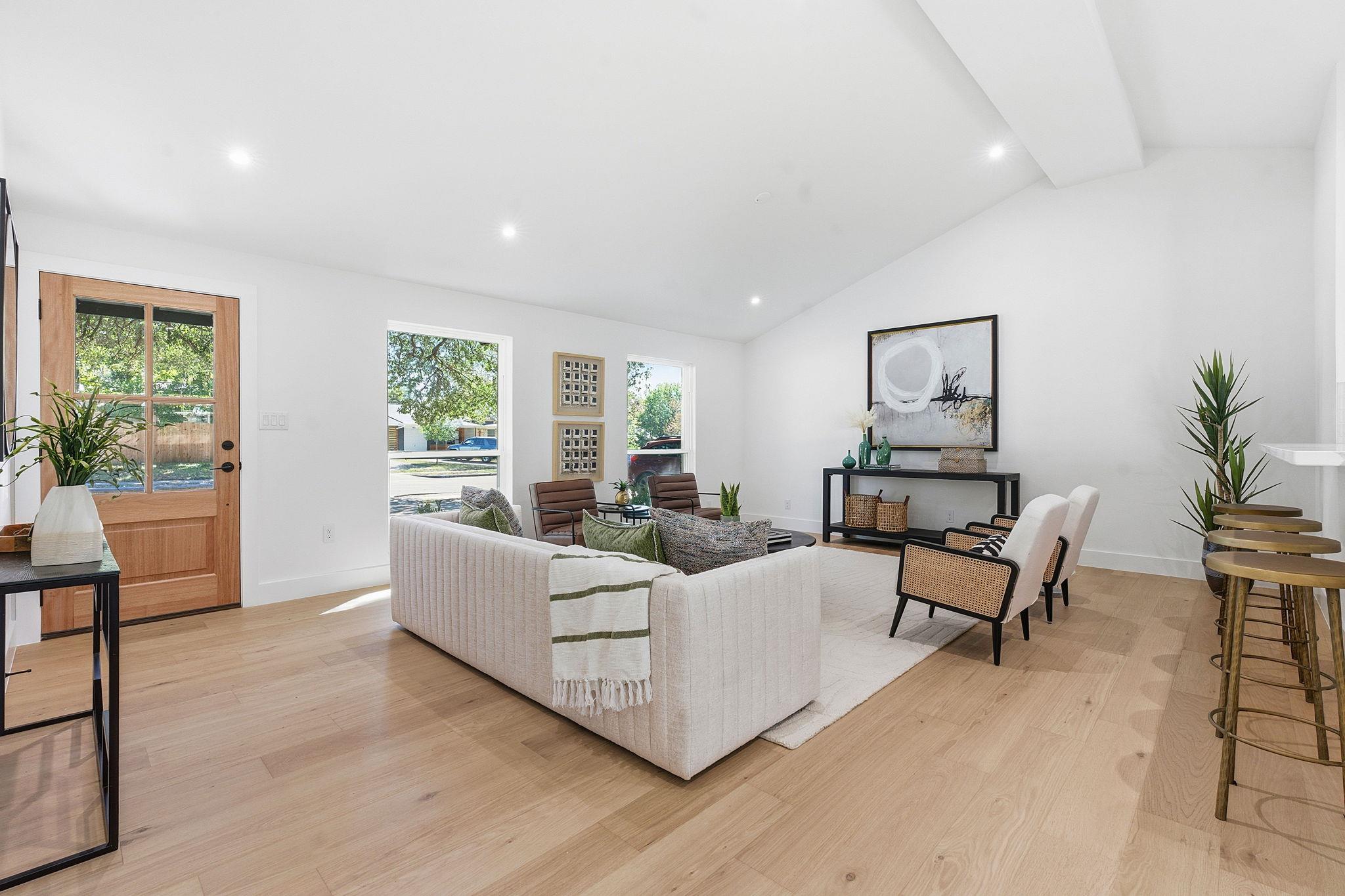 8414 Briarwood Ln, Austin, TX 78757