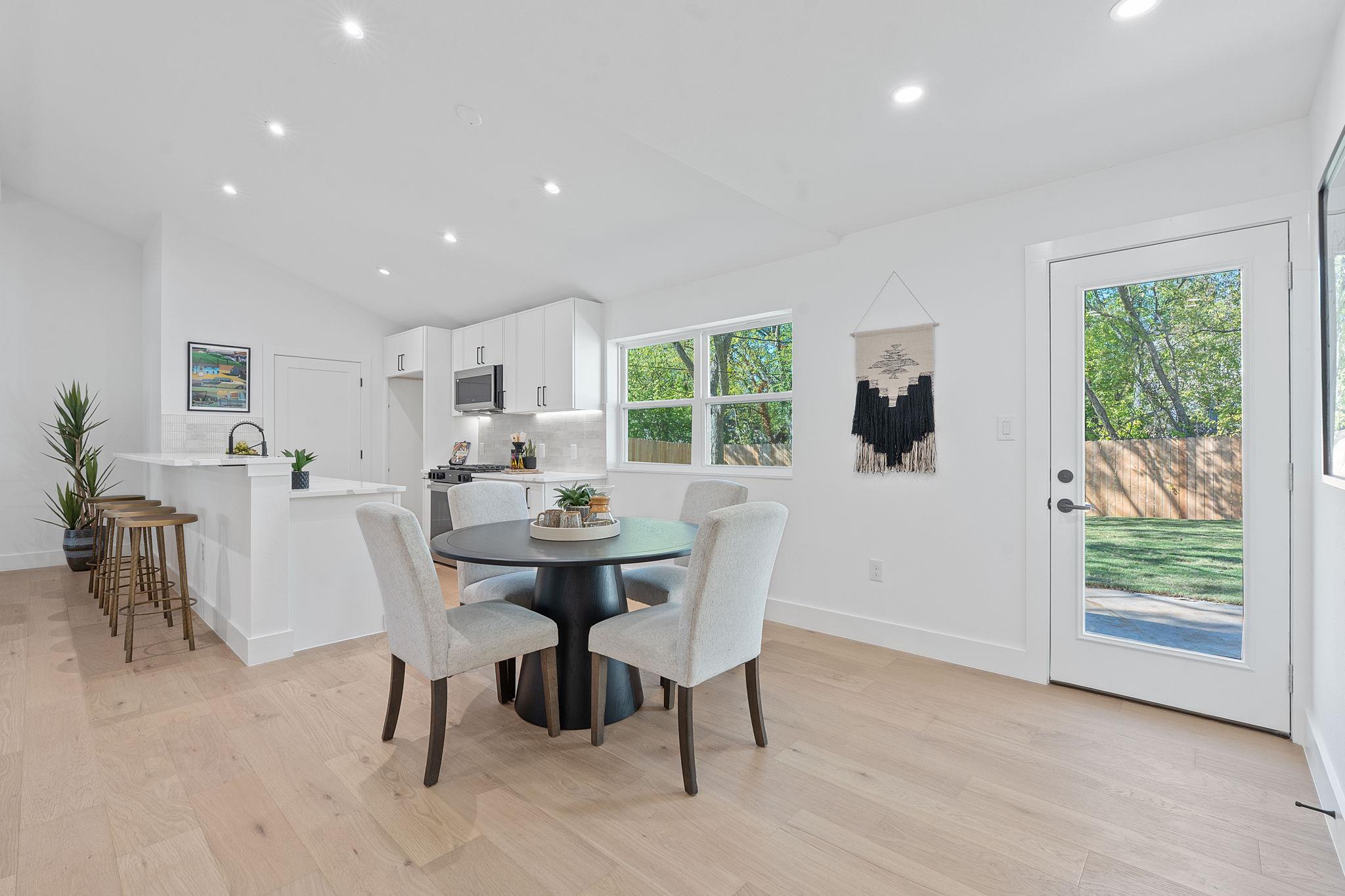 8414 Briarwood Ln, Austin, TX 78757