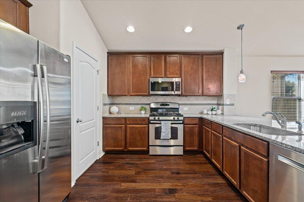 15628 Interlachen Dr, Austin, TX 78717