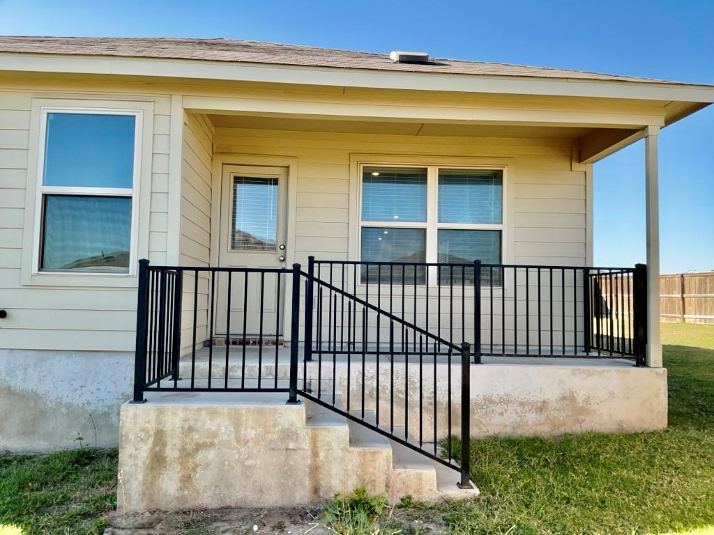 101 Cosmos Ln # 32-K, Jarrell, TX 76537