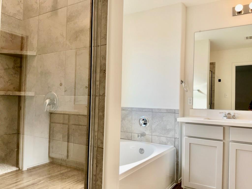 101 Cosmos Ln # 32-K, Jarrell, TX 76537