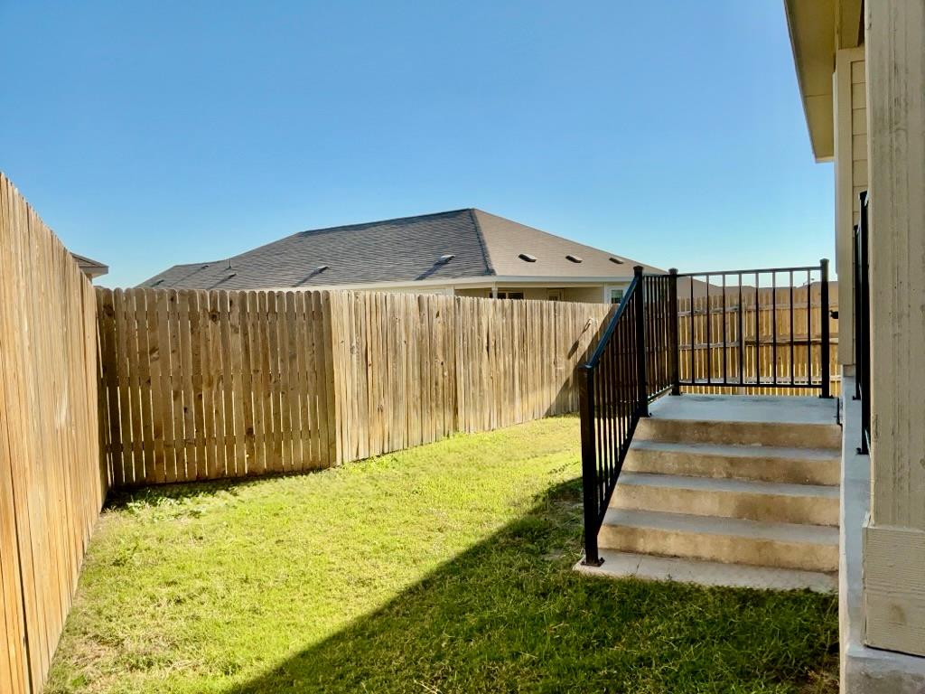 101 Cosmos Ln # 32-K, Jarrell, TX 76537