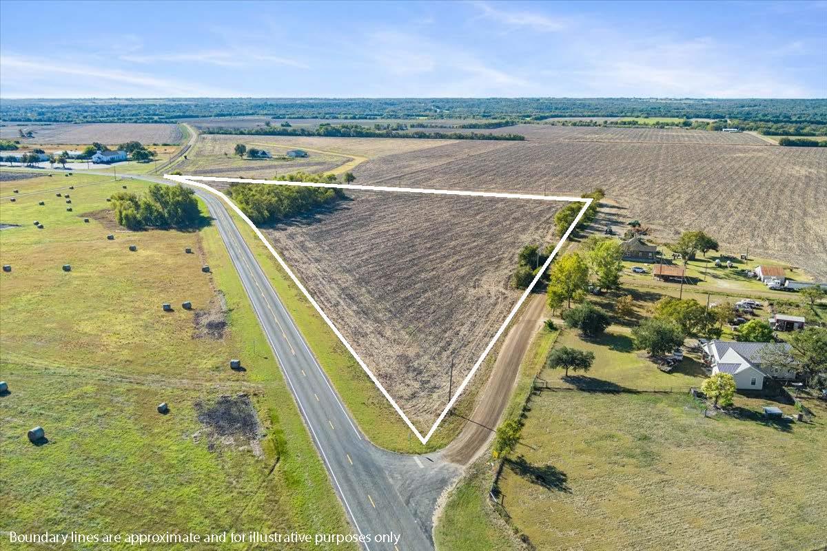 6704 FM 2269, Buckholts, TX 76518