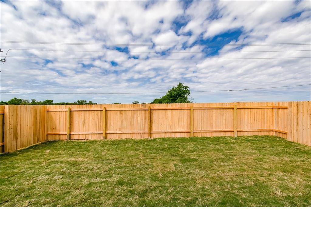 237 Unforgiven Ln, Jarrell, TX 76537