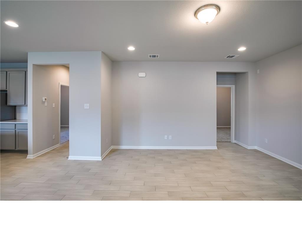 237 Unforgiven Ln, Jarrell, TX 76537