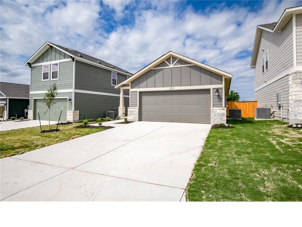 237 Unforgiven Ln, Jarrell, TX 76537