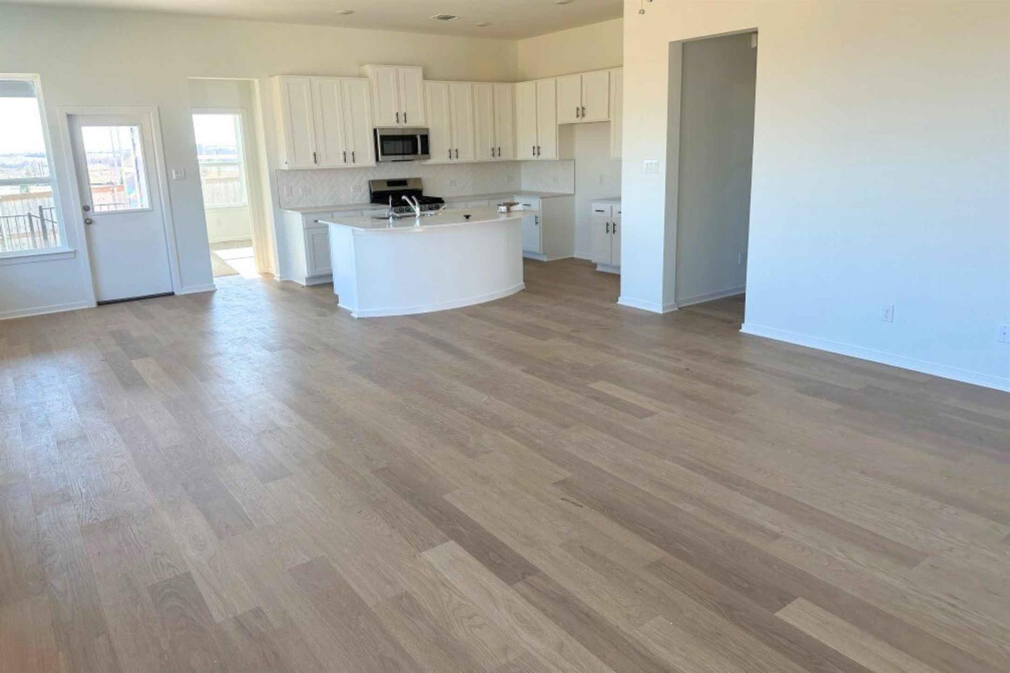 25641 Flora Bella Ln, Elgin, TX 78621