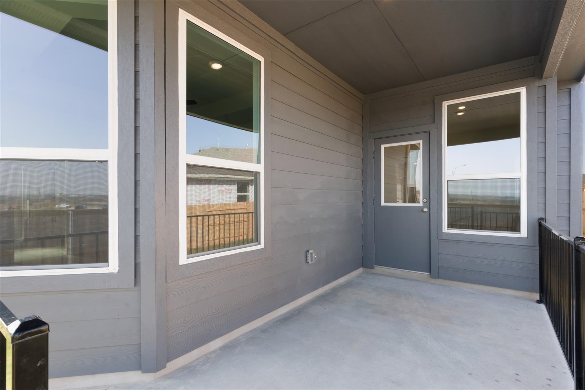 25641 Flora Bella Ln, Elgin, TX 78621