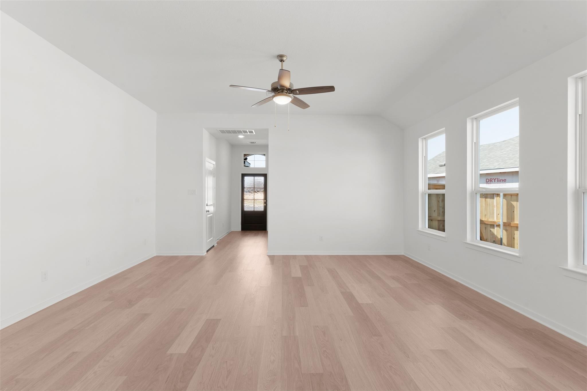 25641 Flora Bella Ln, Elgin, TX 78621