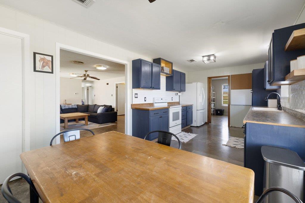 950 S Fm 486, Thorndale, TX 76577