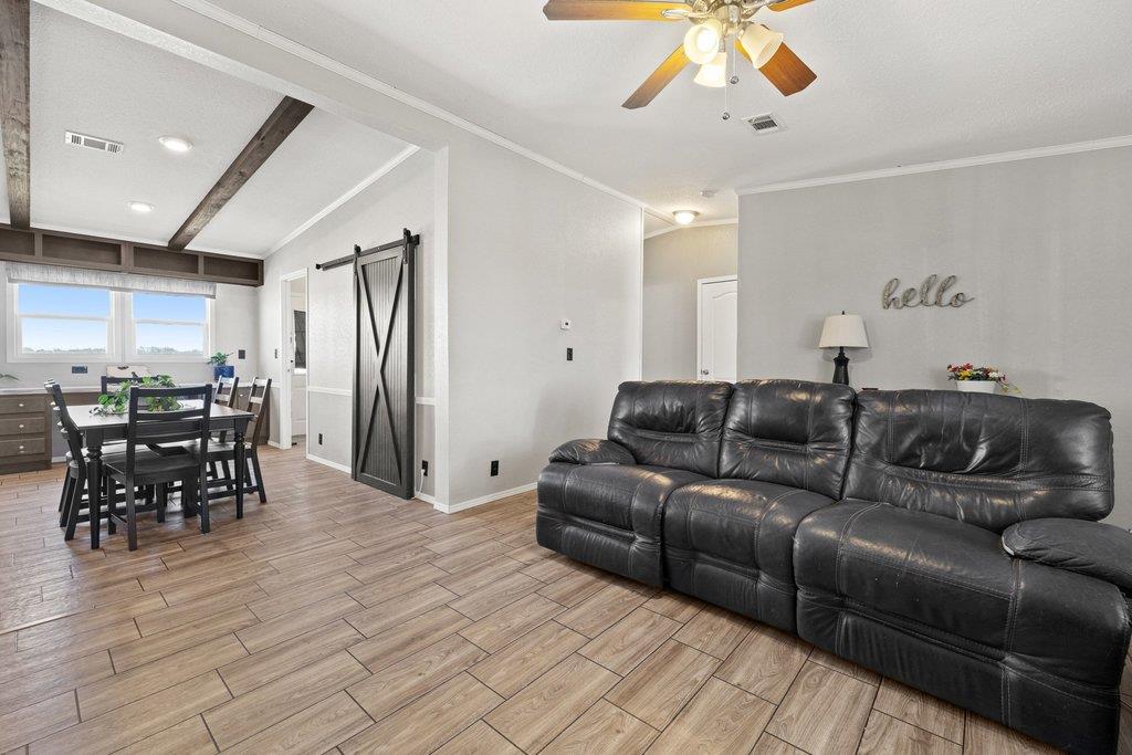 950 S Fm 486, Thorndale, TX 76577