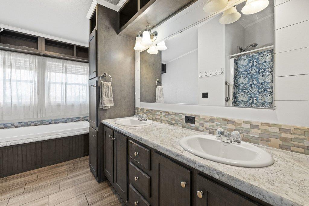 950 S Fm 486, Thorndale, TX 76577