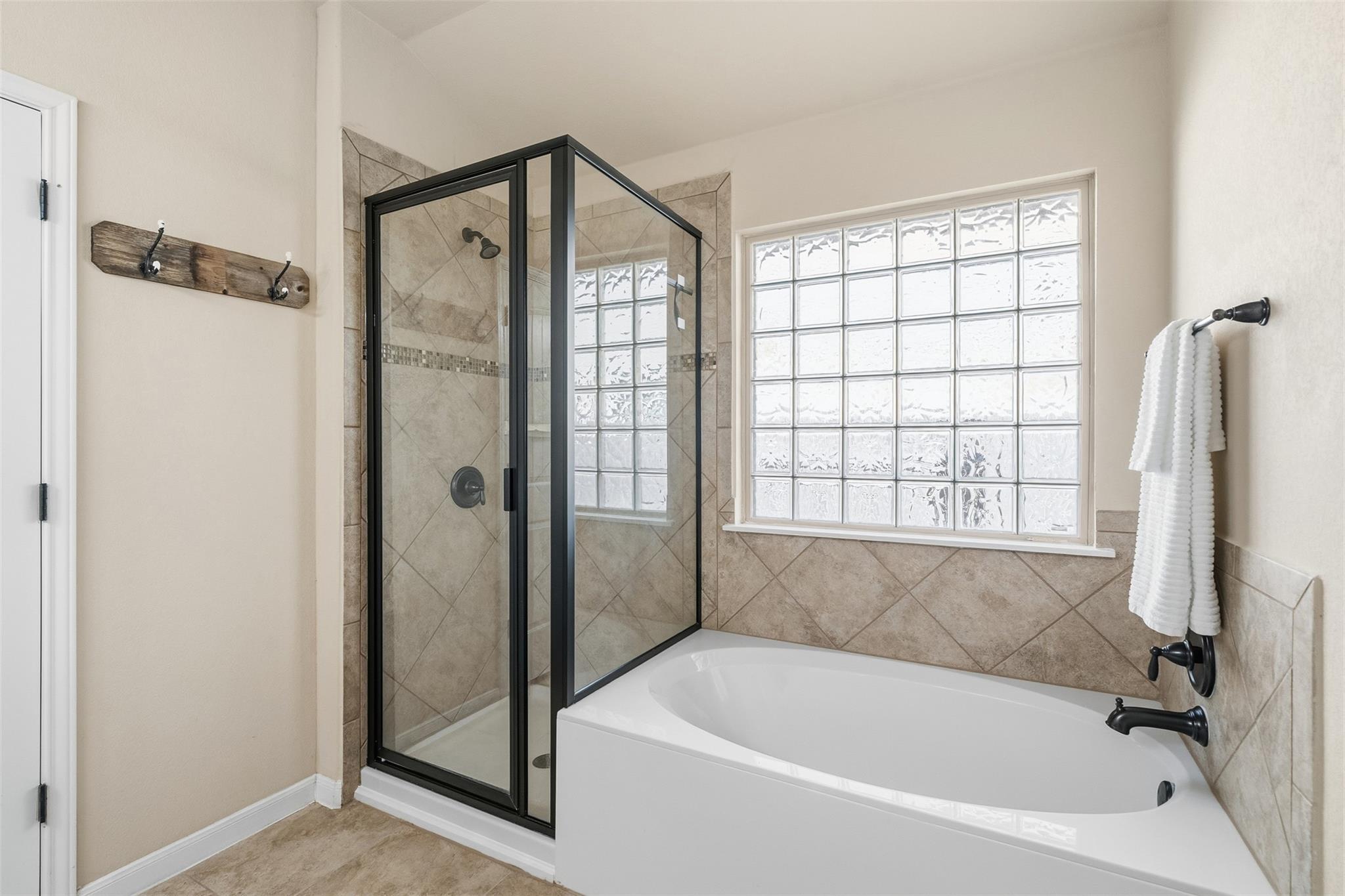 109 Briar Park Dr, Georgetown, TX 78626