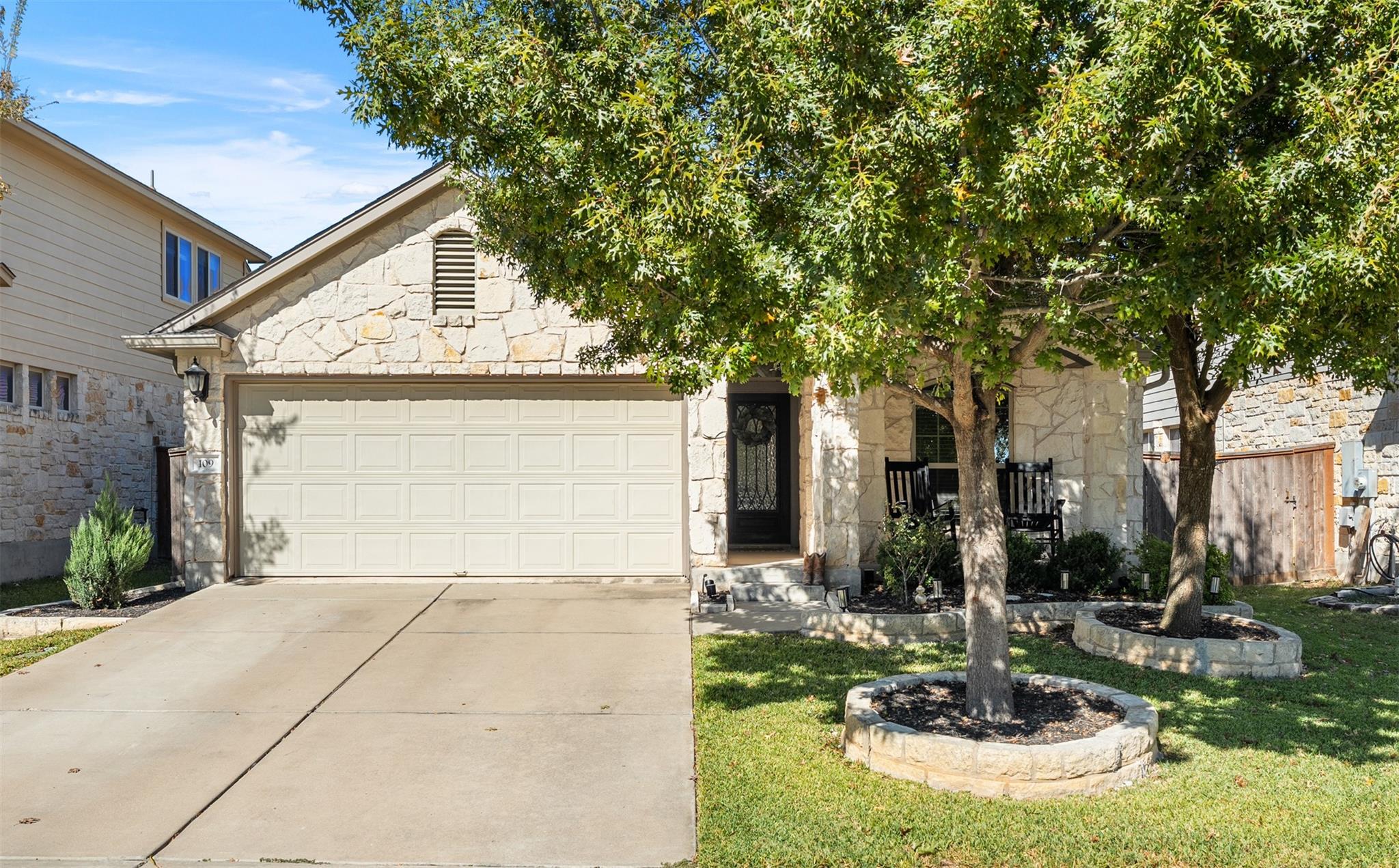 109 Briar Park Dr, Georgetown, TX 78626