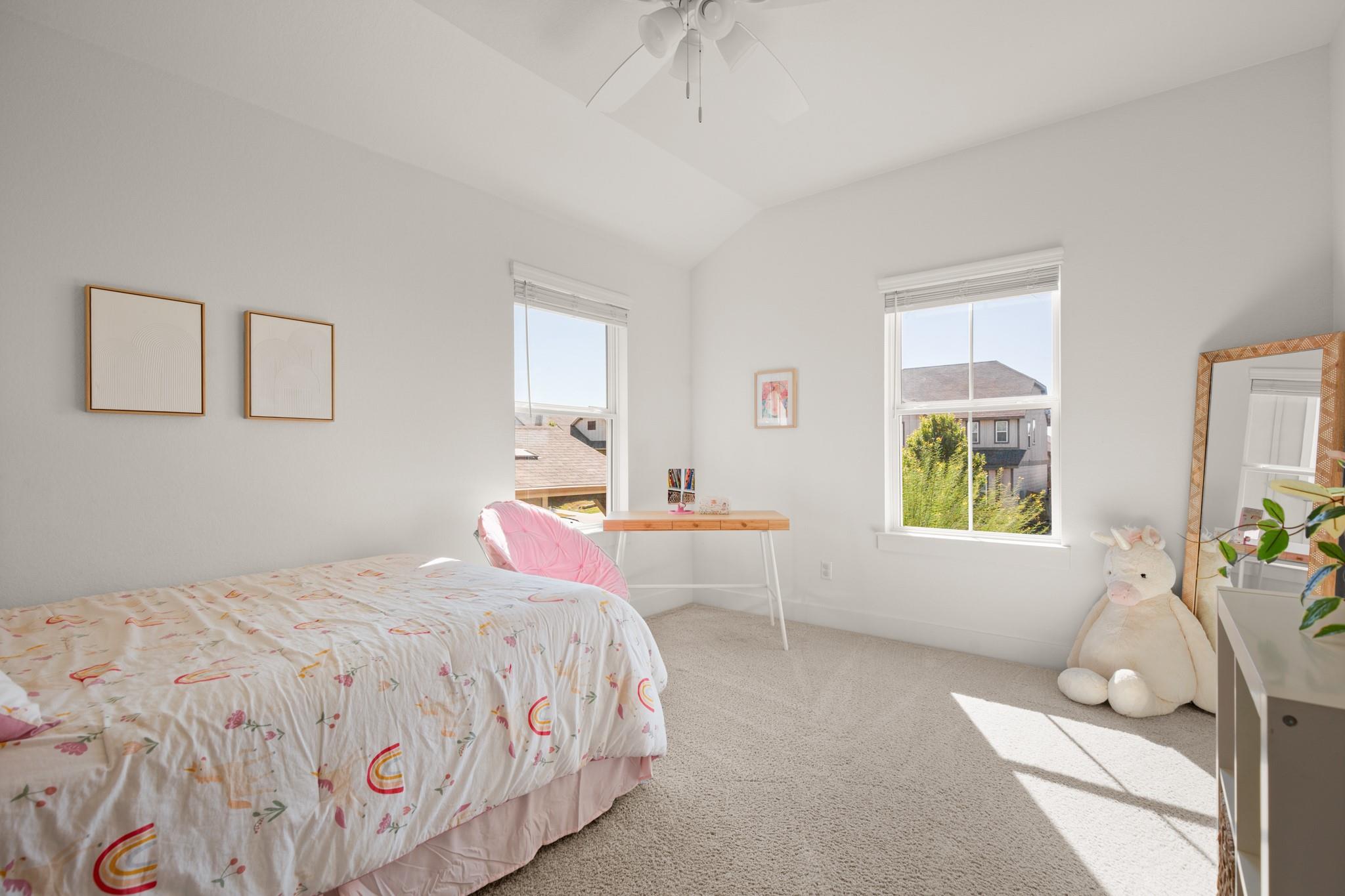 238 Big Leaf Dr, Buda, TX 78610