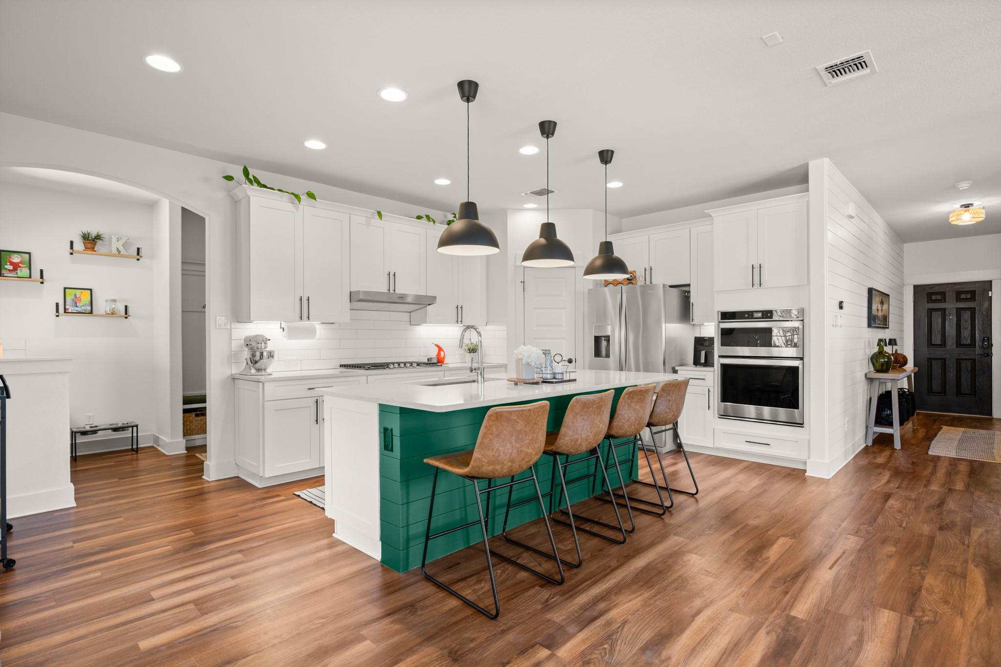 238 Big Leaf Dr, Buda, TX 78610