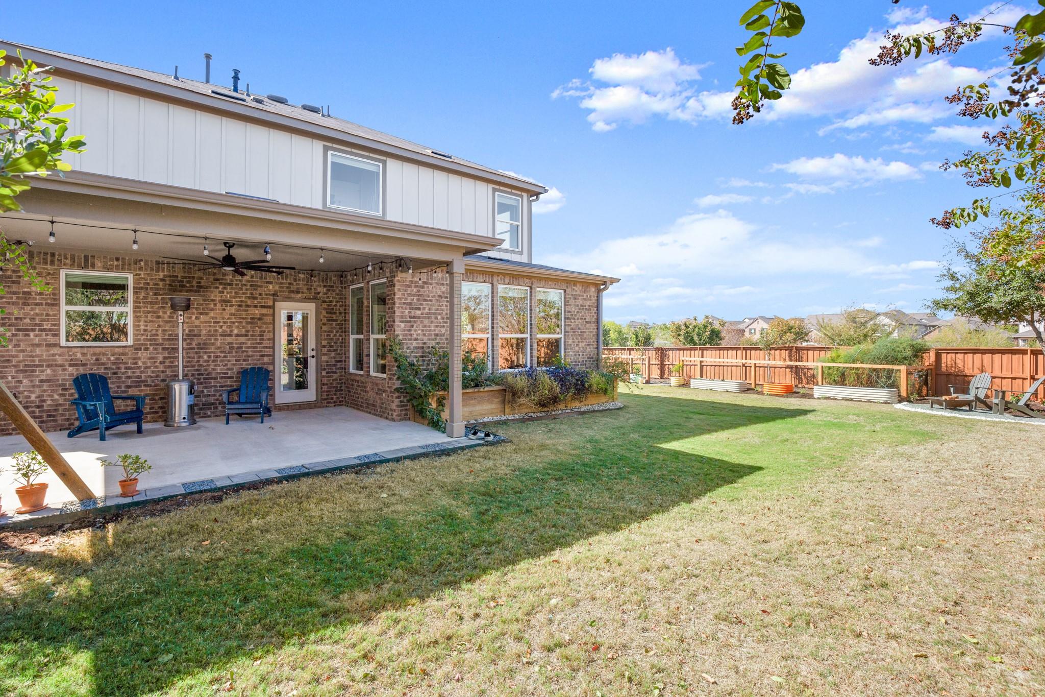 238 Big Leaf Dr, Buda, TX 78610