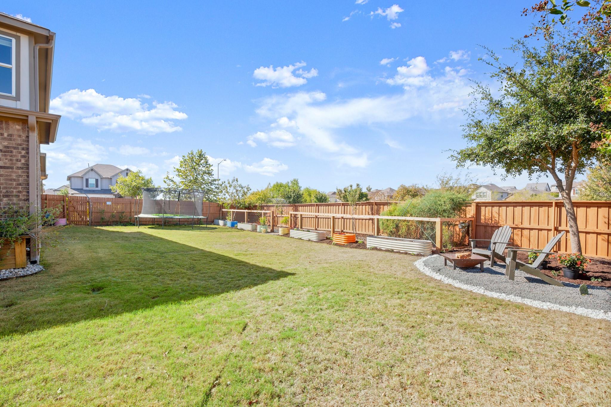 238 Big Leaf Dr, Buda, TX 78610