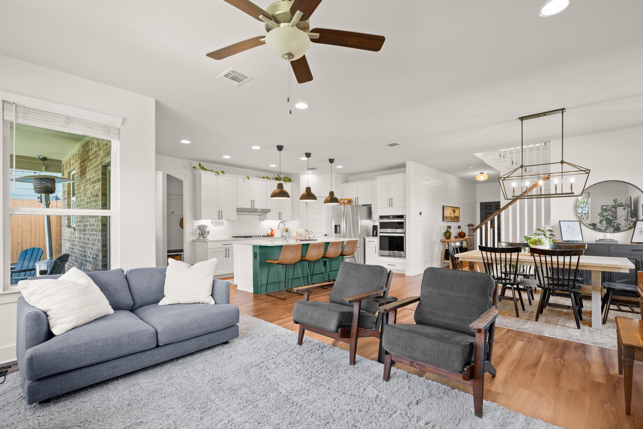 238 Big Leaf Dr, Buda, TX 78610