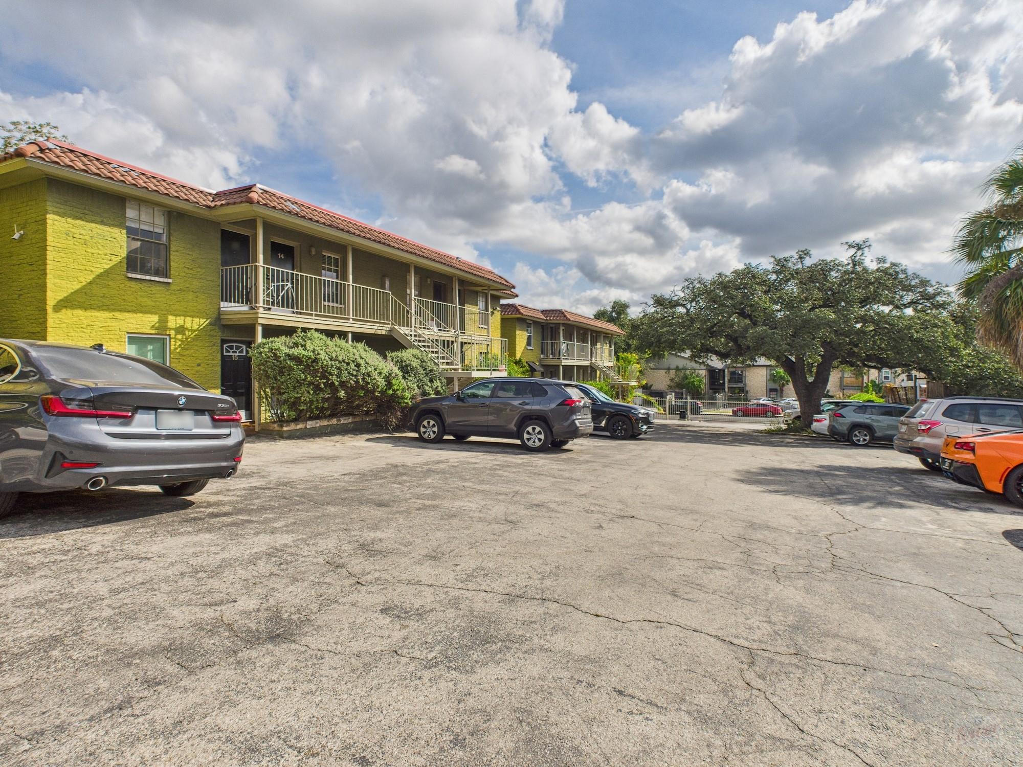 2302 East Side Dr # 20, Austin, TX 78704