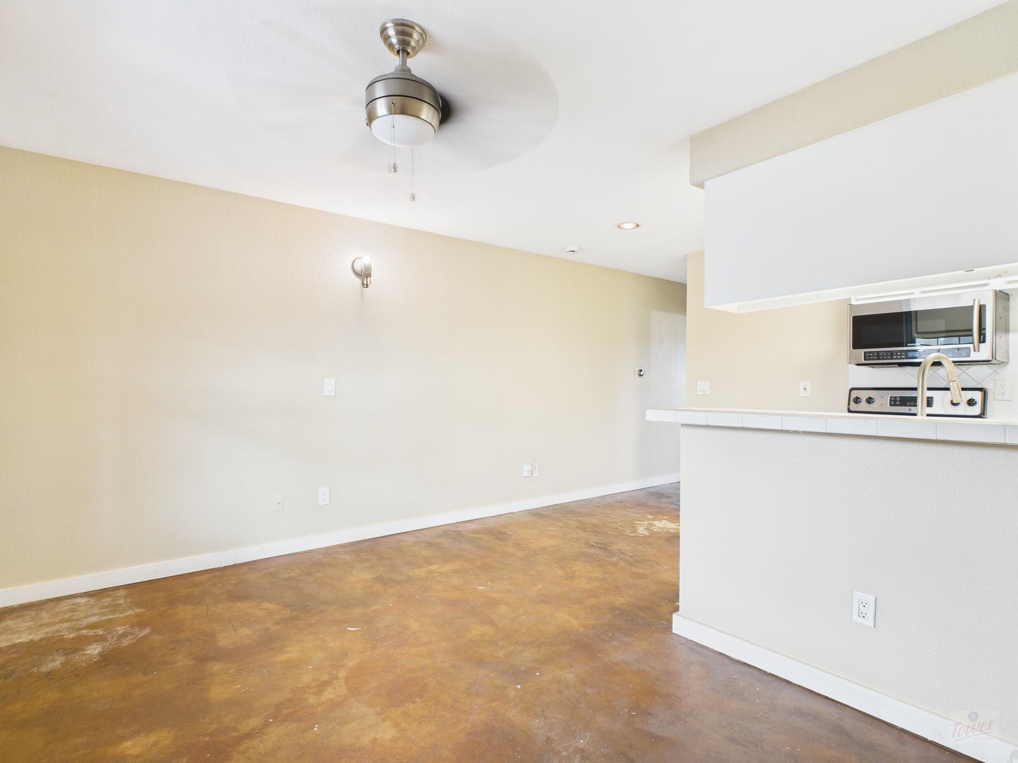 2302 East Side Dr # 20, Austin, TX 78704