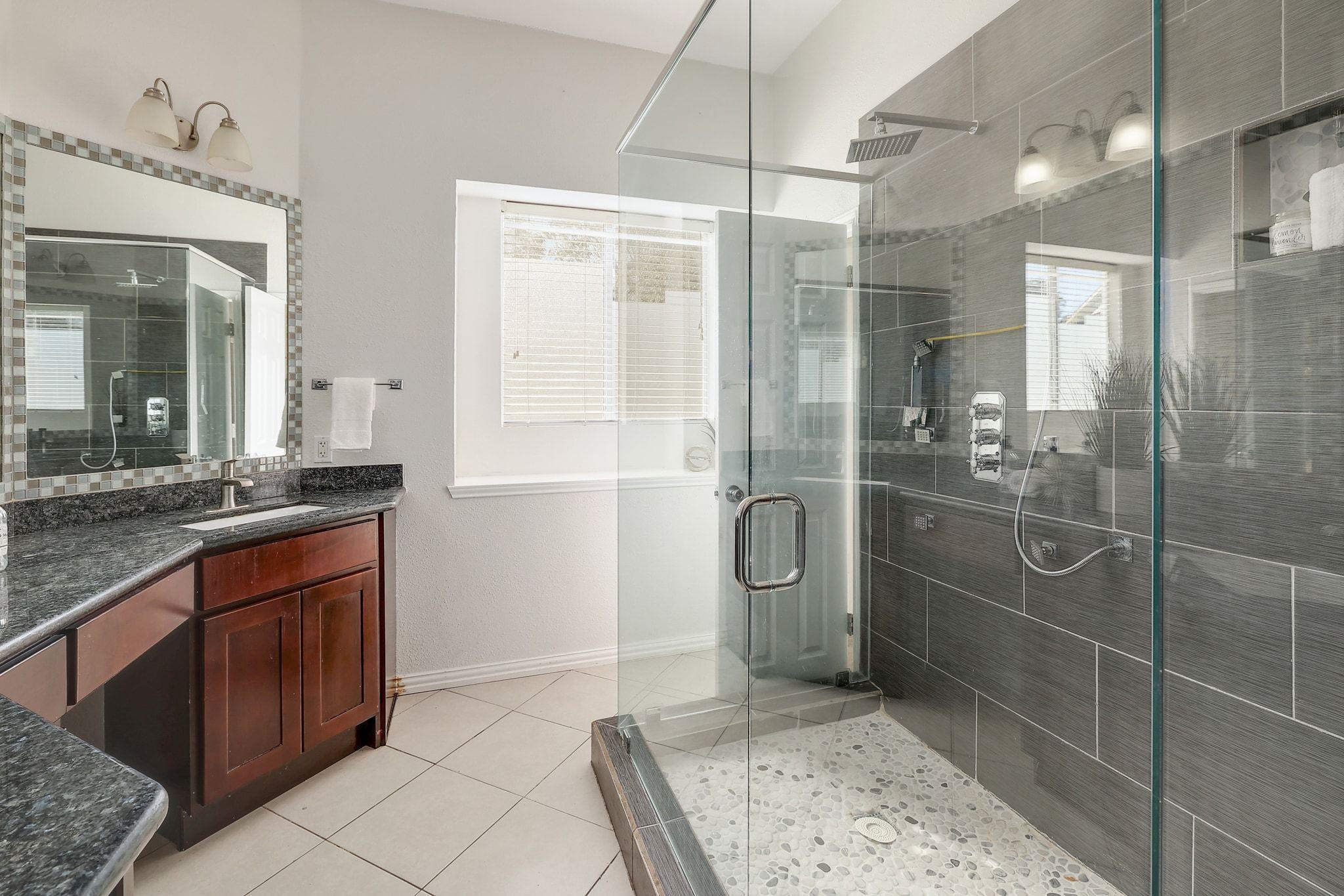 14704 Great Willow Dr, Austin, TX 78728