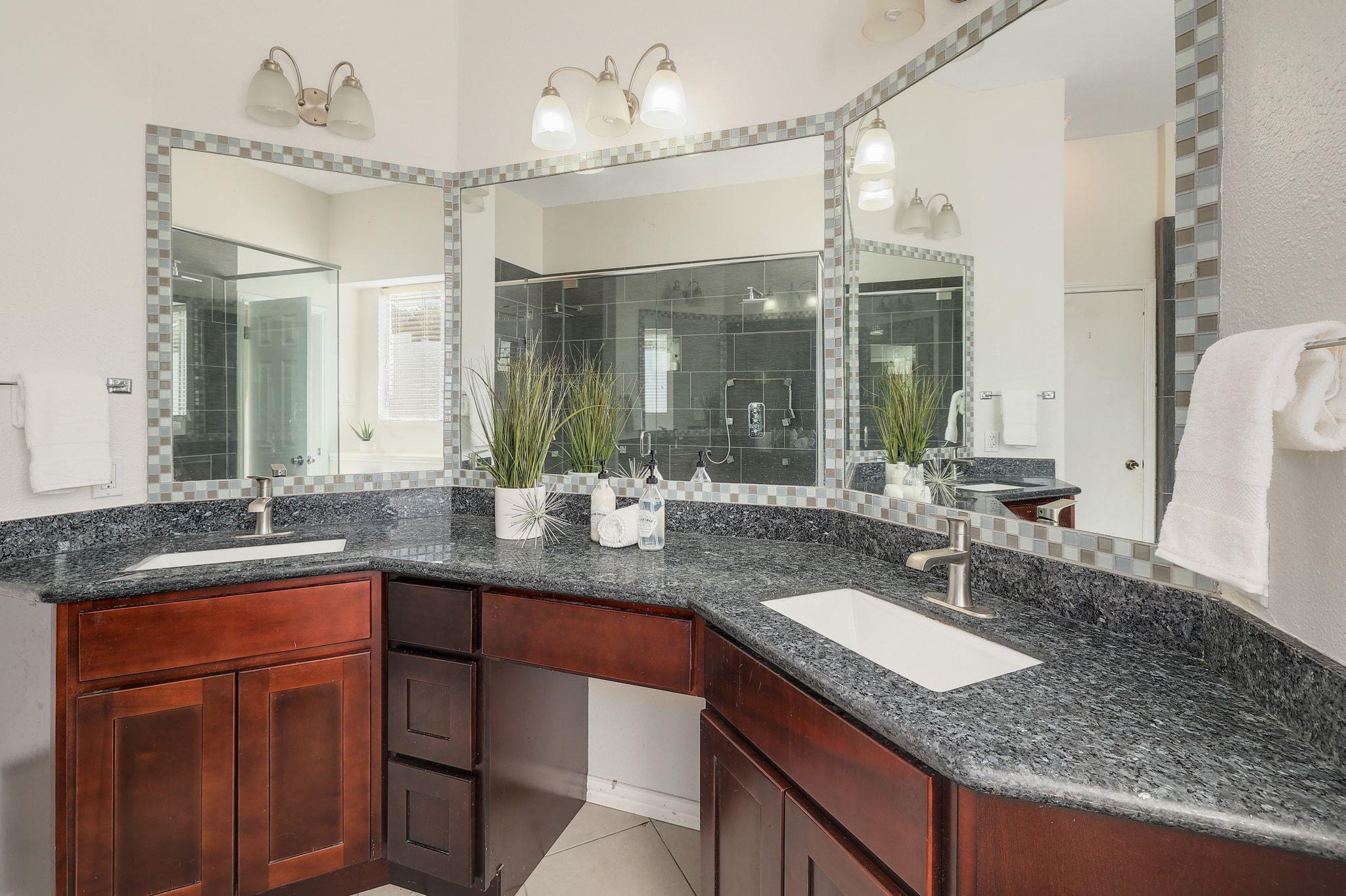 14704 Great Willow Dr, Austin, TX 78728