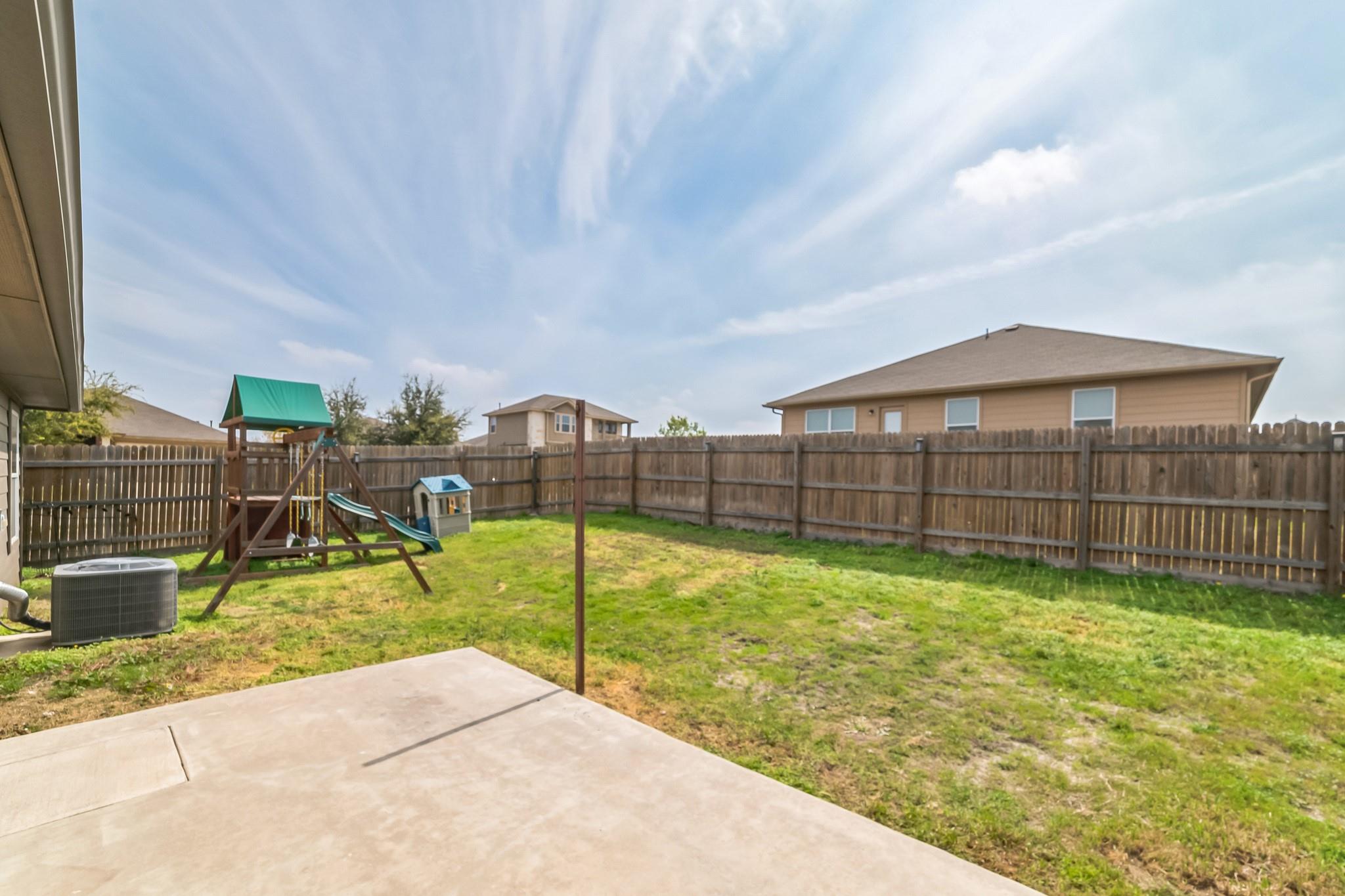 101 Acadia Cv, Hutto, TX 78634