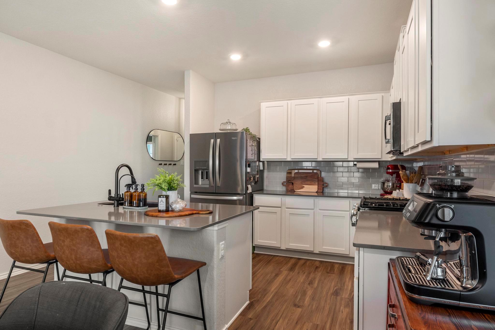 5932 Bianca Dr, Round Rock, TX 78665