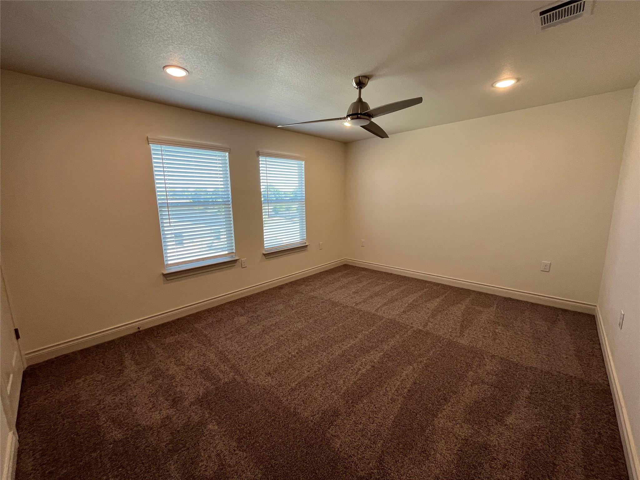 2105 Tiger Trl # 602, Round Rock, TX 78664