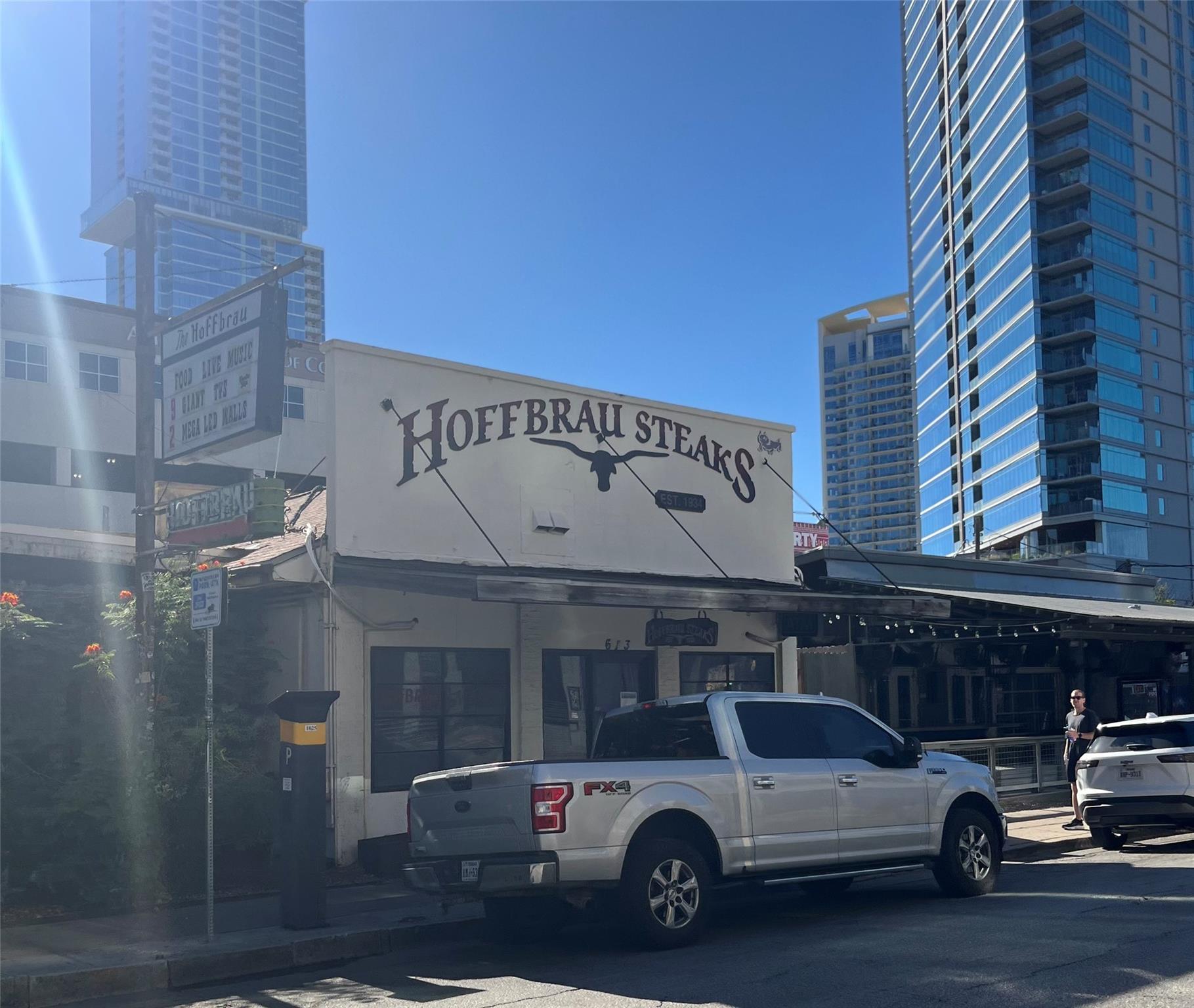 505 W 7th St # 109, Austin, TX 78701