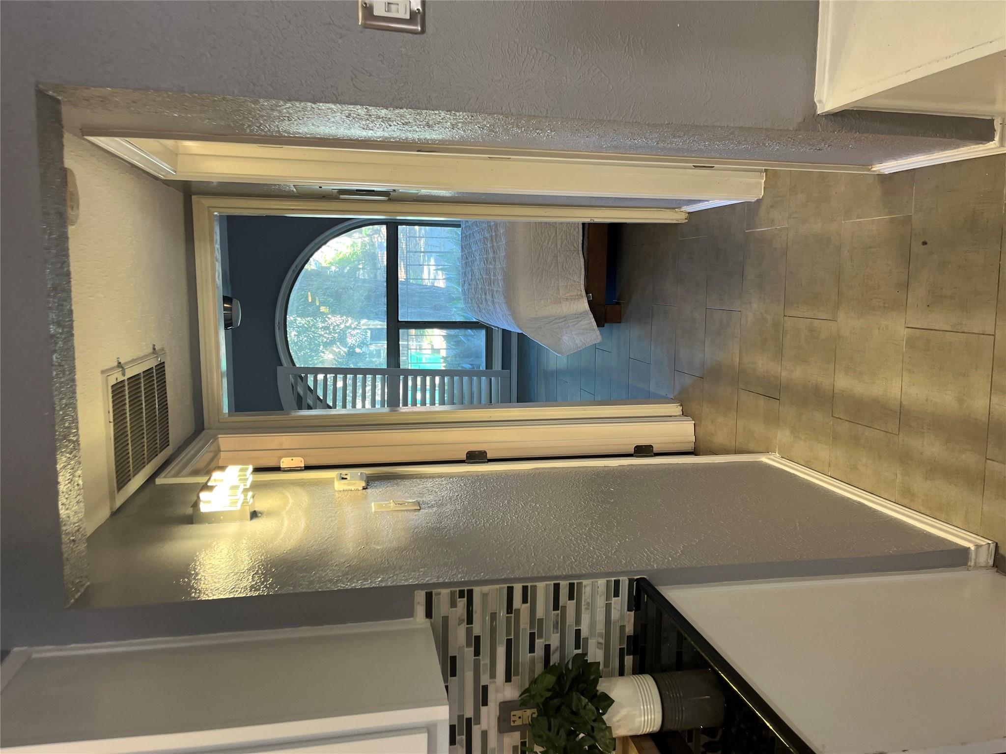 505 W 7th St # 109, Austin, TX 78701